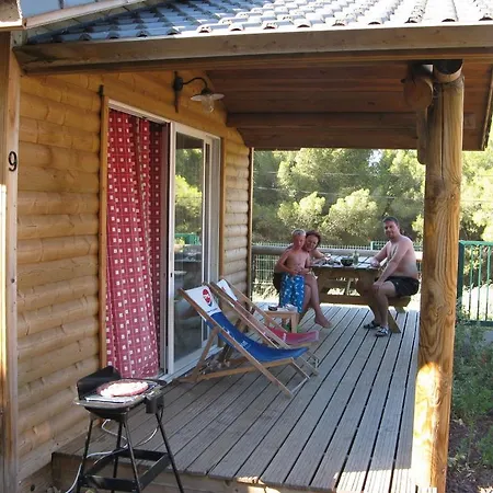 Parc Residentiel Les Hauts De Baldy 2*