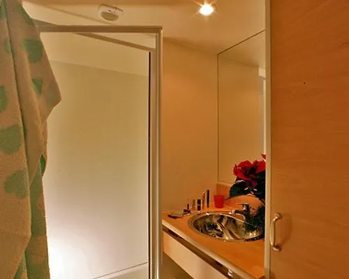 赫特鲍尔迪公园公寓酒店 假日公园 2*